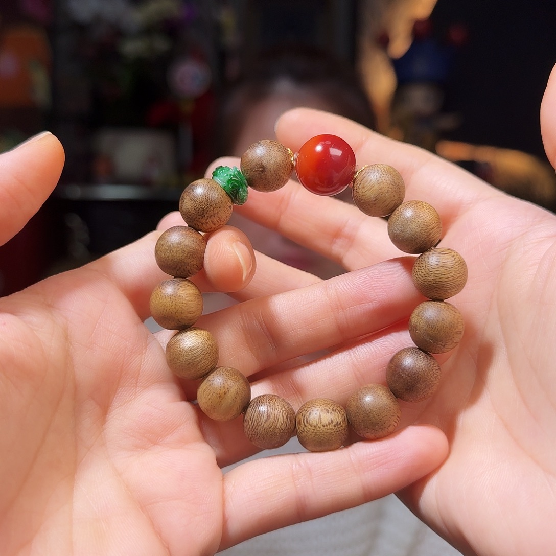 沉香手串精致手串18K