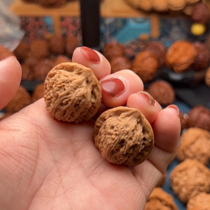 桃核吊坠人****?哥哥哥哥