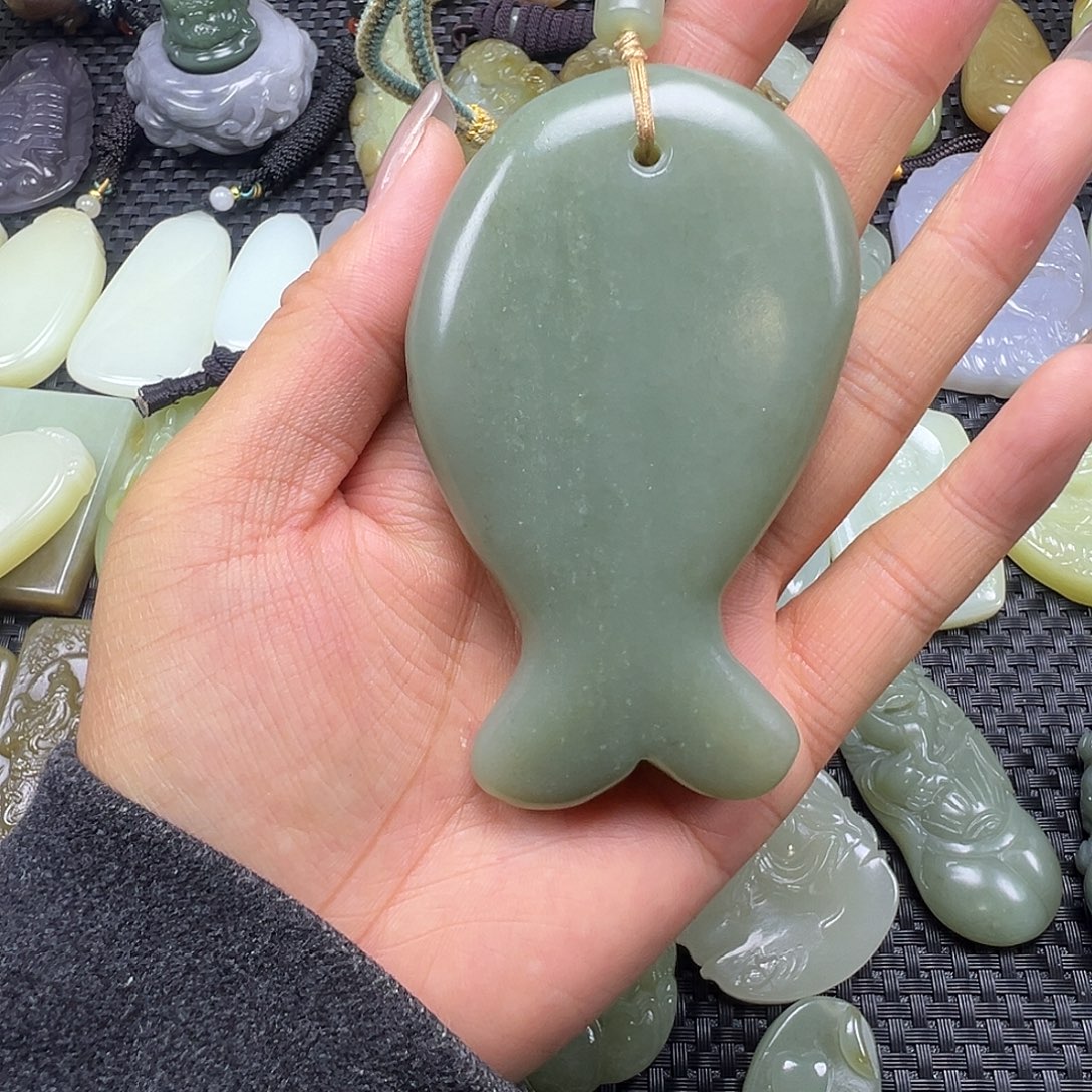 和田玉未镶嵌吊坠(不含链)卡87