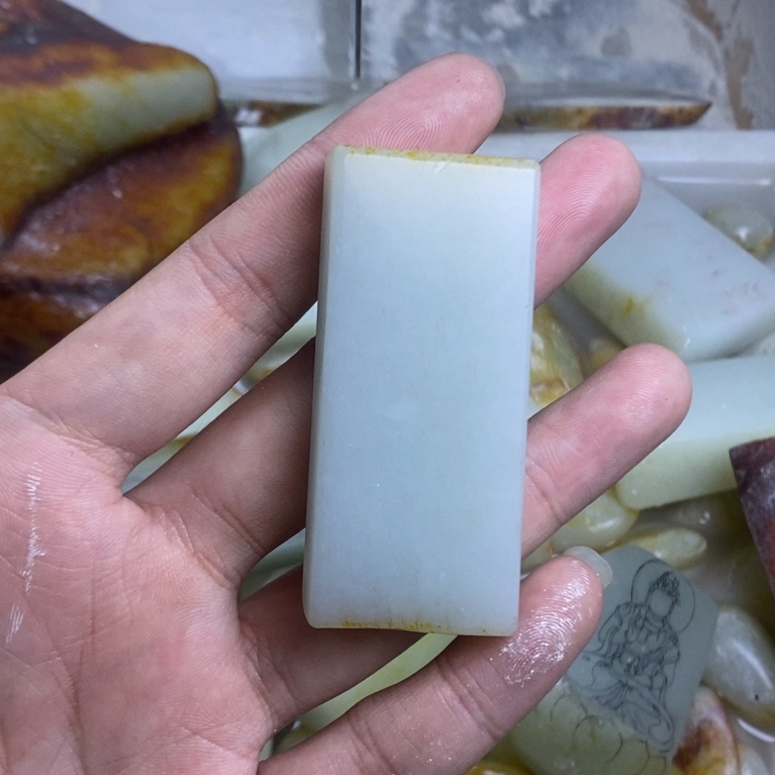 爱***店定制和田玉未镶嵌定制