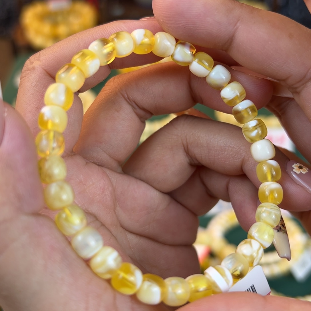 琥珀裸石未镶嵌kjjjjnnnnn