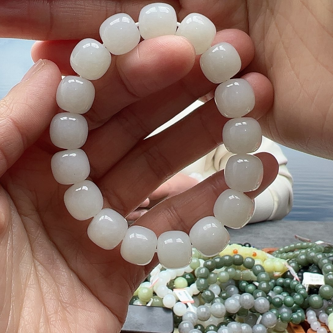 和田玉手串未镶嵌12于阗