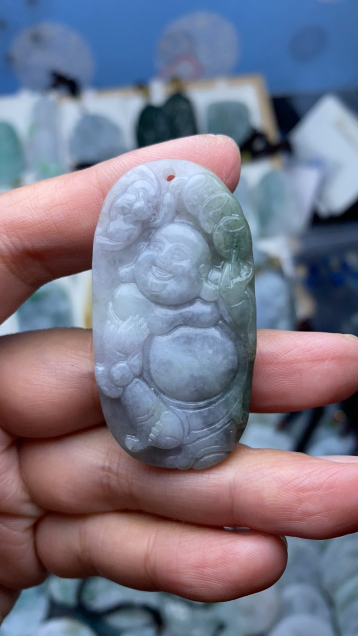 天然翡翠佛牌吊坠