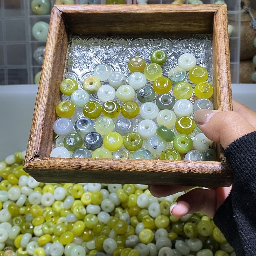 合金蛇纹石玉车挂屁****101