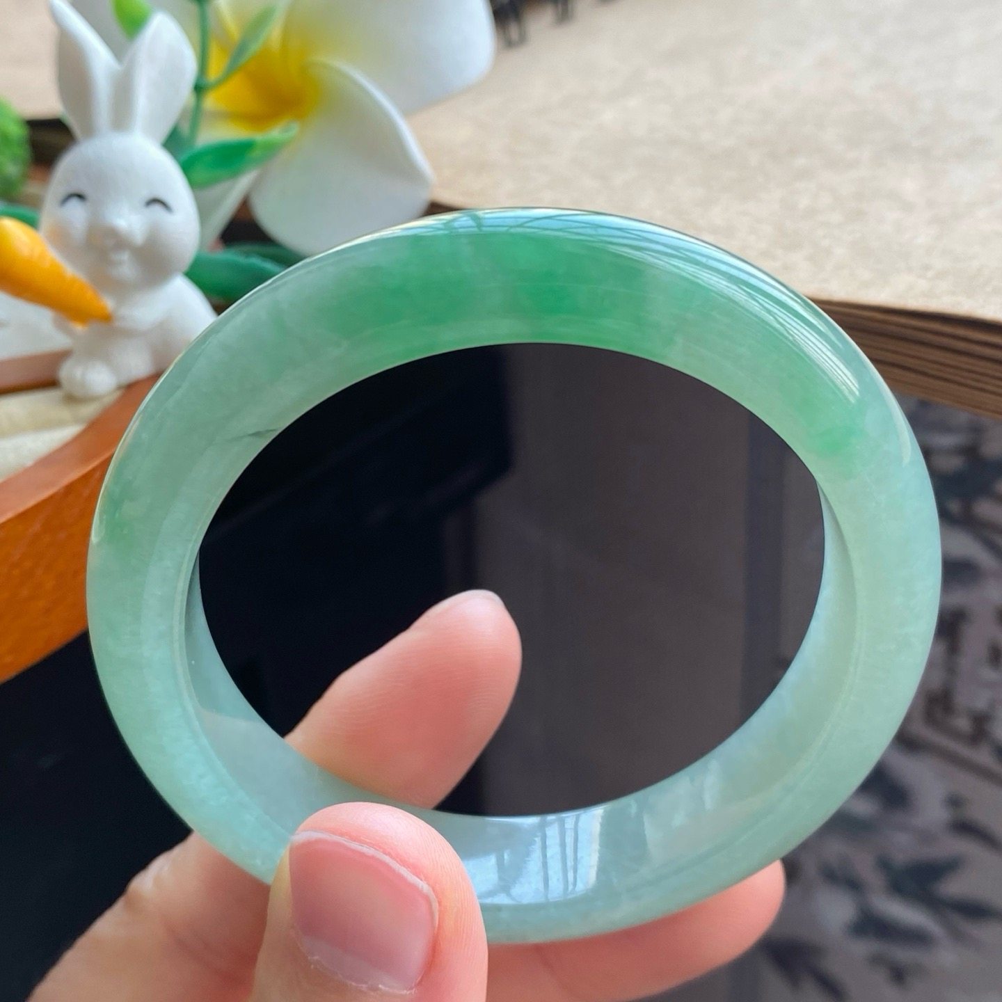 04.01批冰翠绿果冻镯2554号53.7-11.9-8天然翡翠