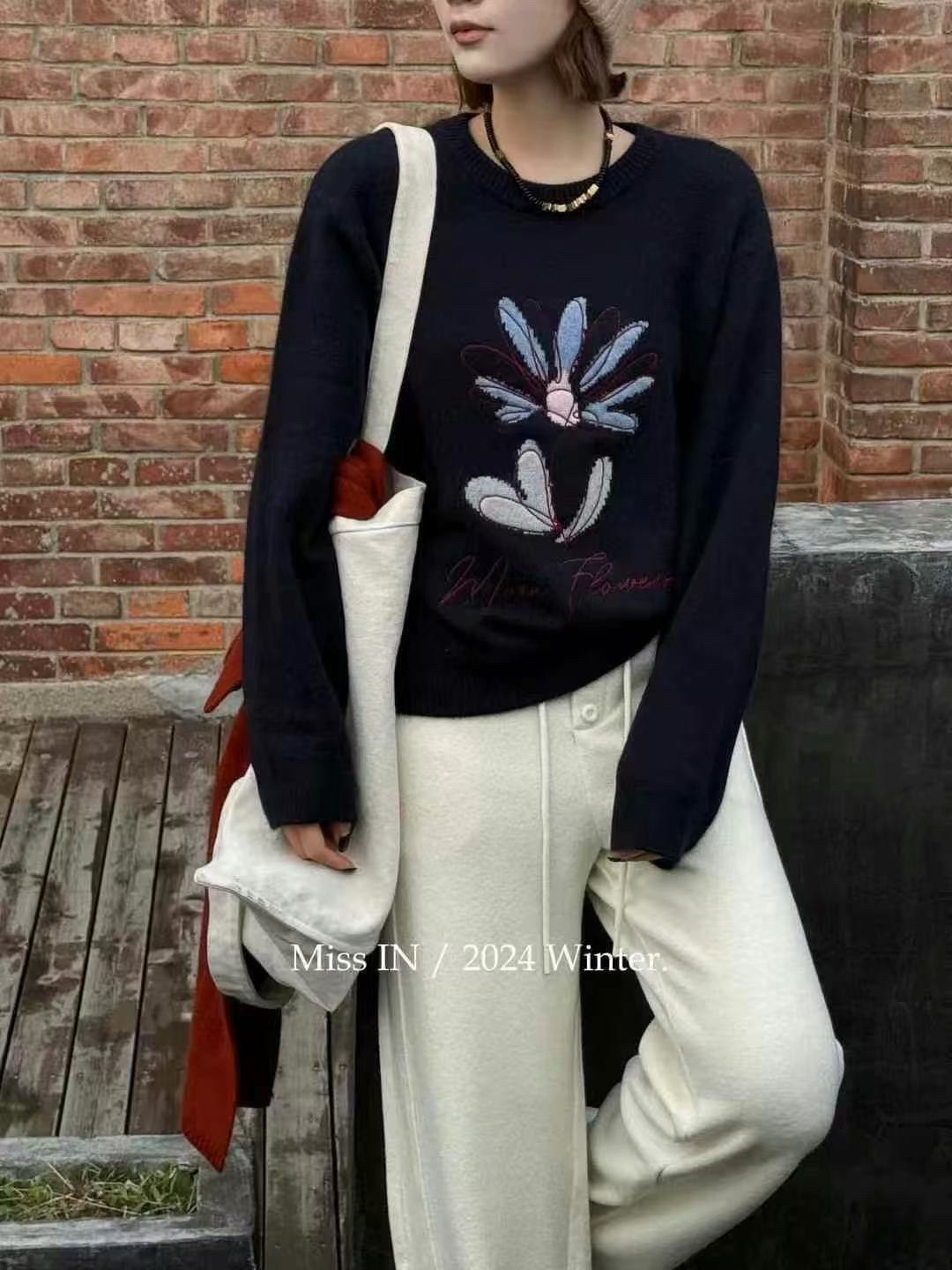 欧货2024秋冬新款拼色花朵设计7760针织上衣韩系时尚百搭毛衣女潮
