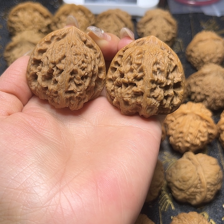 文玩核桃吊坠40南疆微修