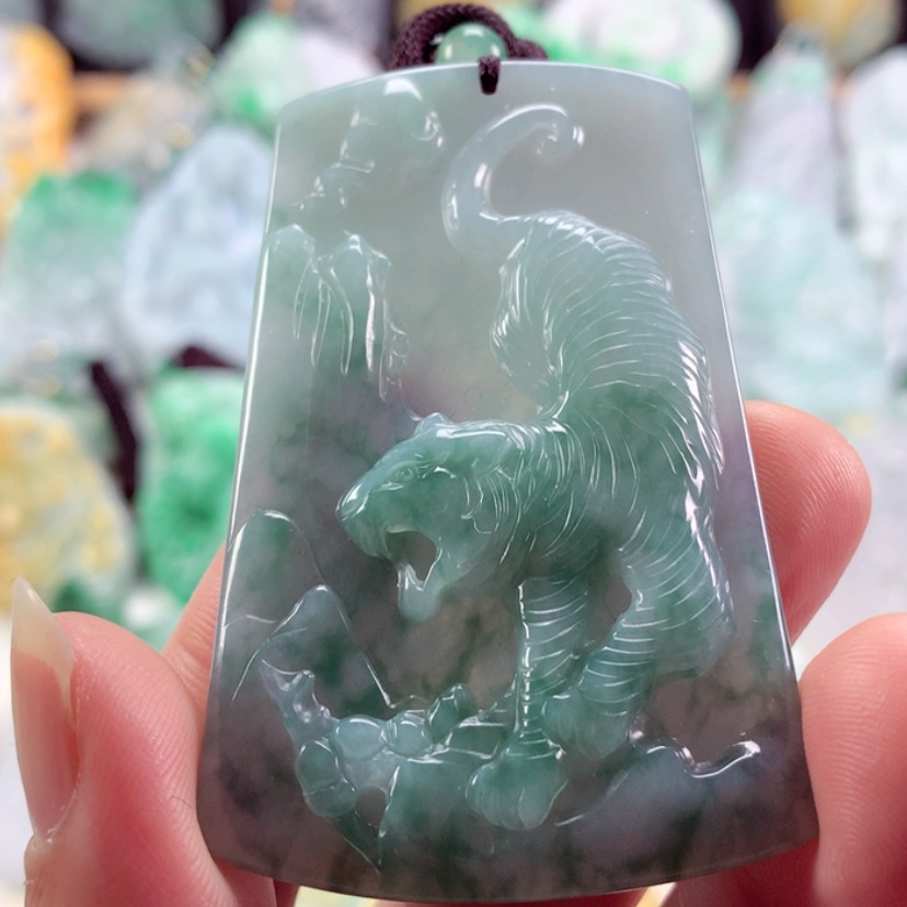 【闪购商品】翡翠吊坠(不含链)未镶嵌