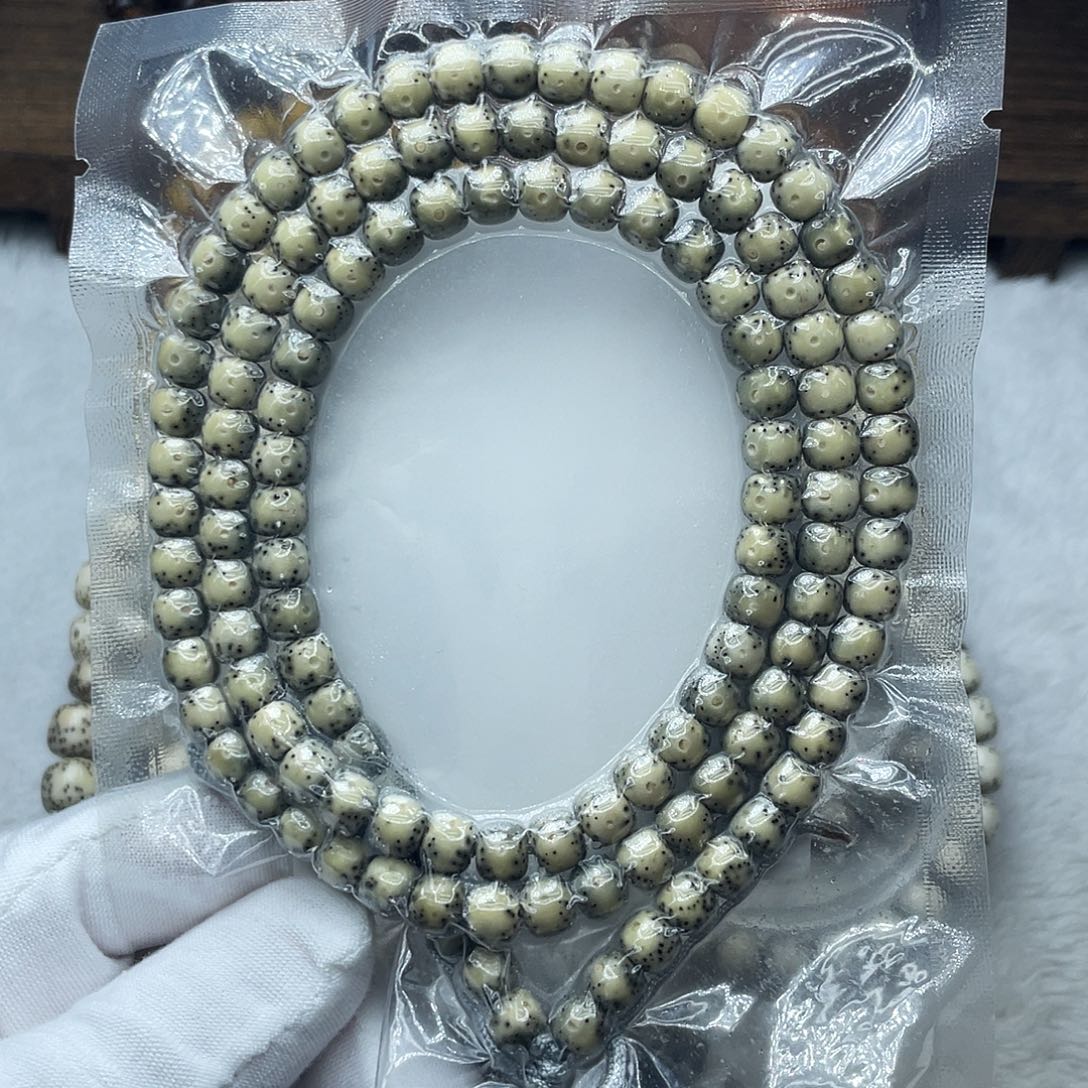 星月菩提手串原生态石玉7✖️6绿包白大眼睛108长串