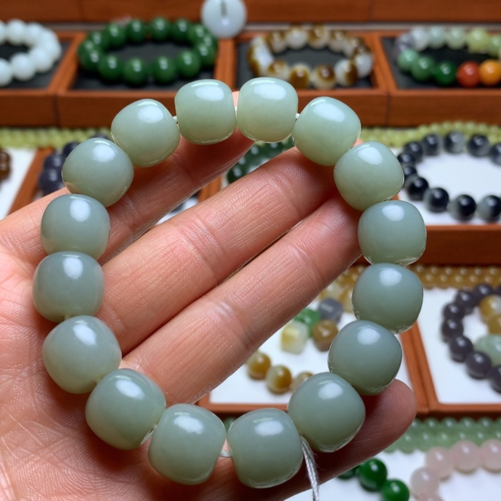 和田玉手串未镶嵌