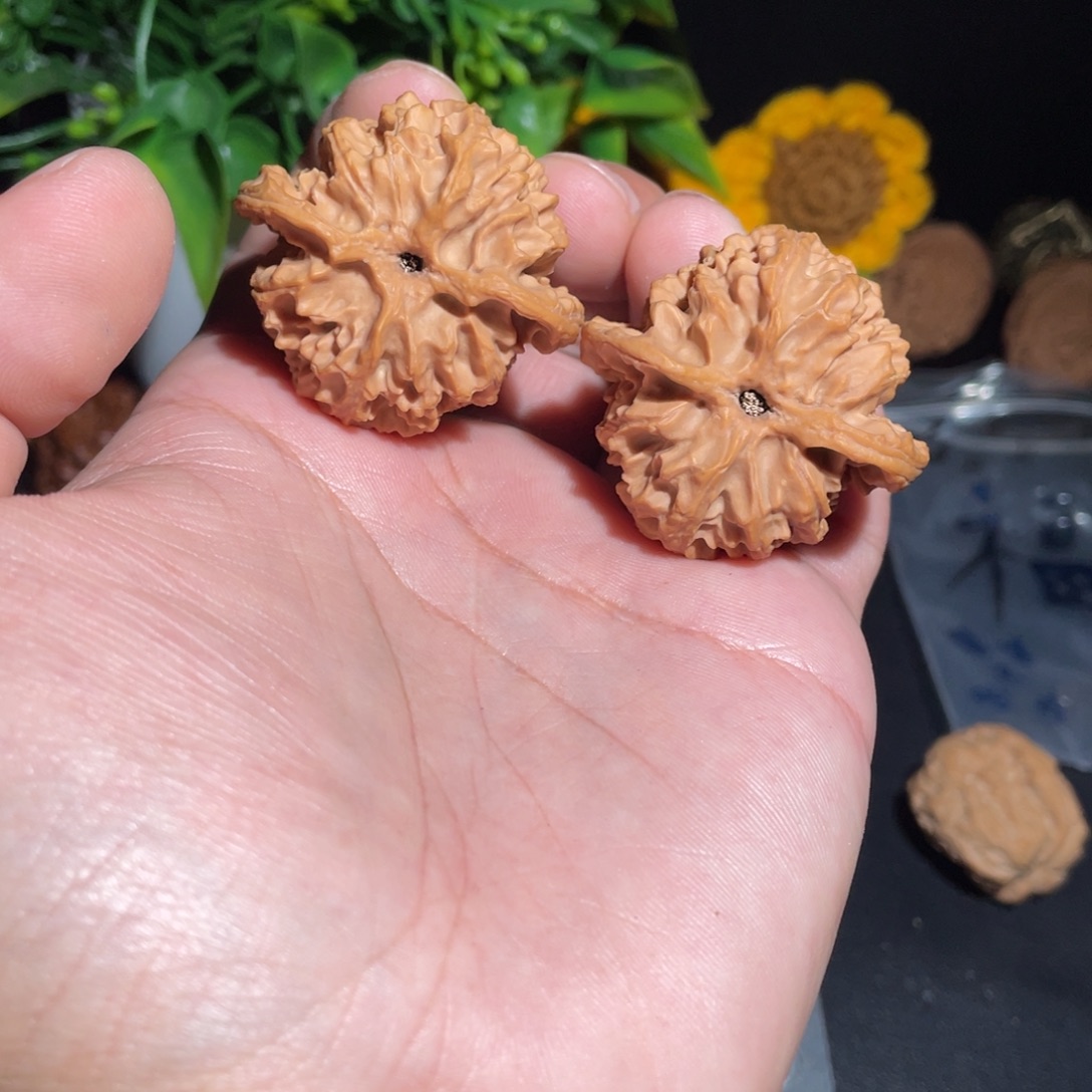 文玩核桃吊坠41苹果园