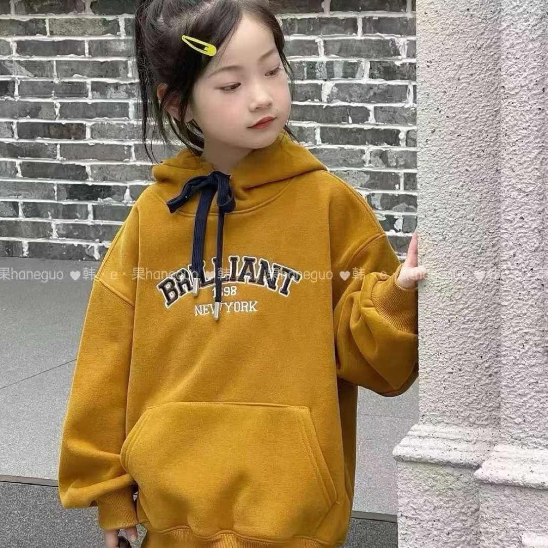 工装潮流风夏季女休闲小童套头套装儿童韩版加厚卫衣加绒童装百搭