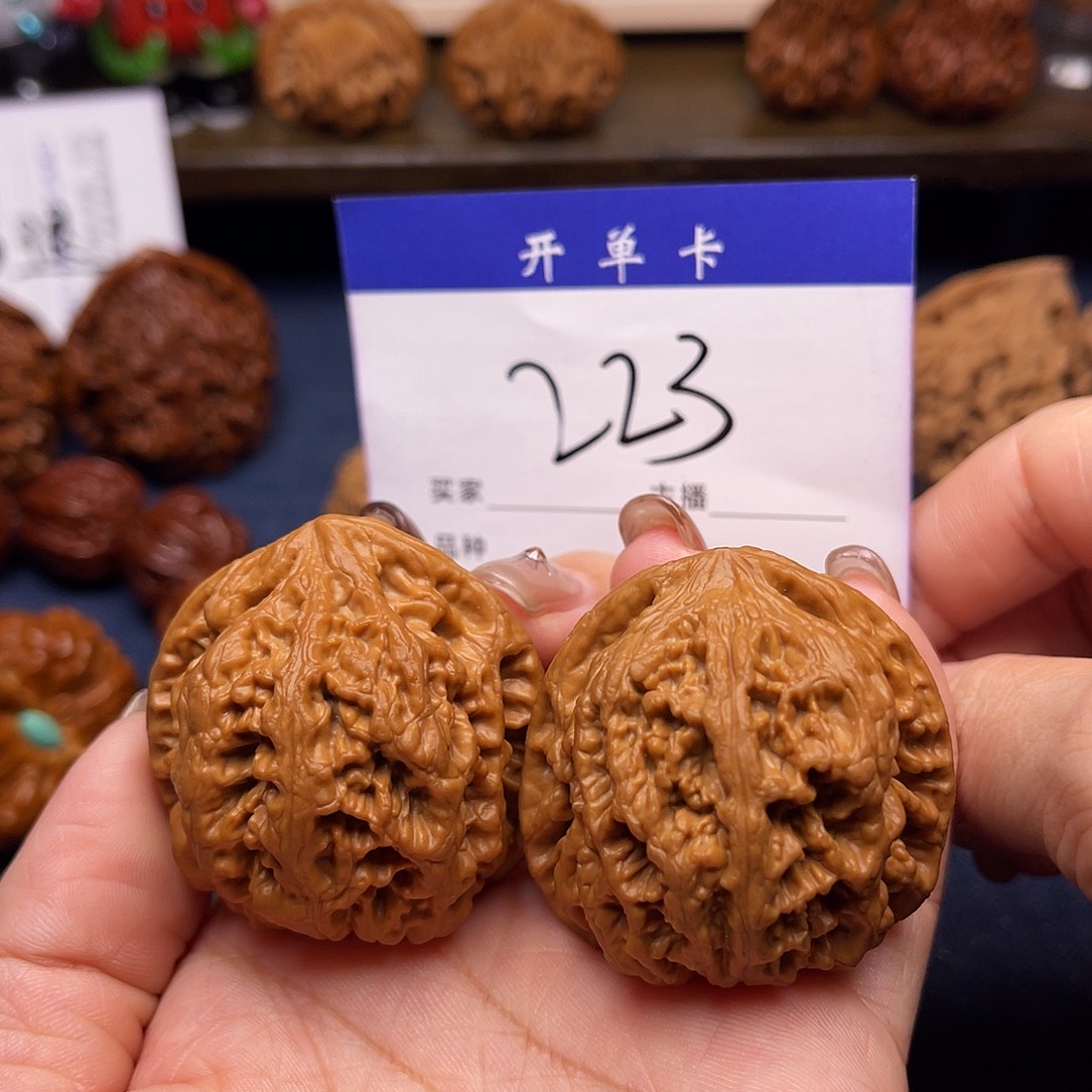 文玩核桃吊坠大粗筋41+