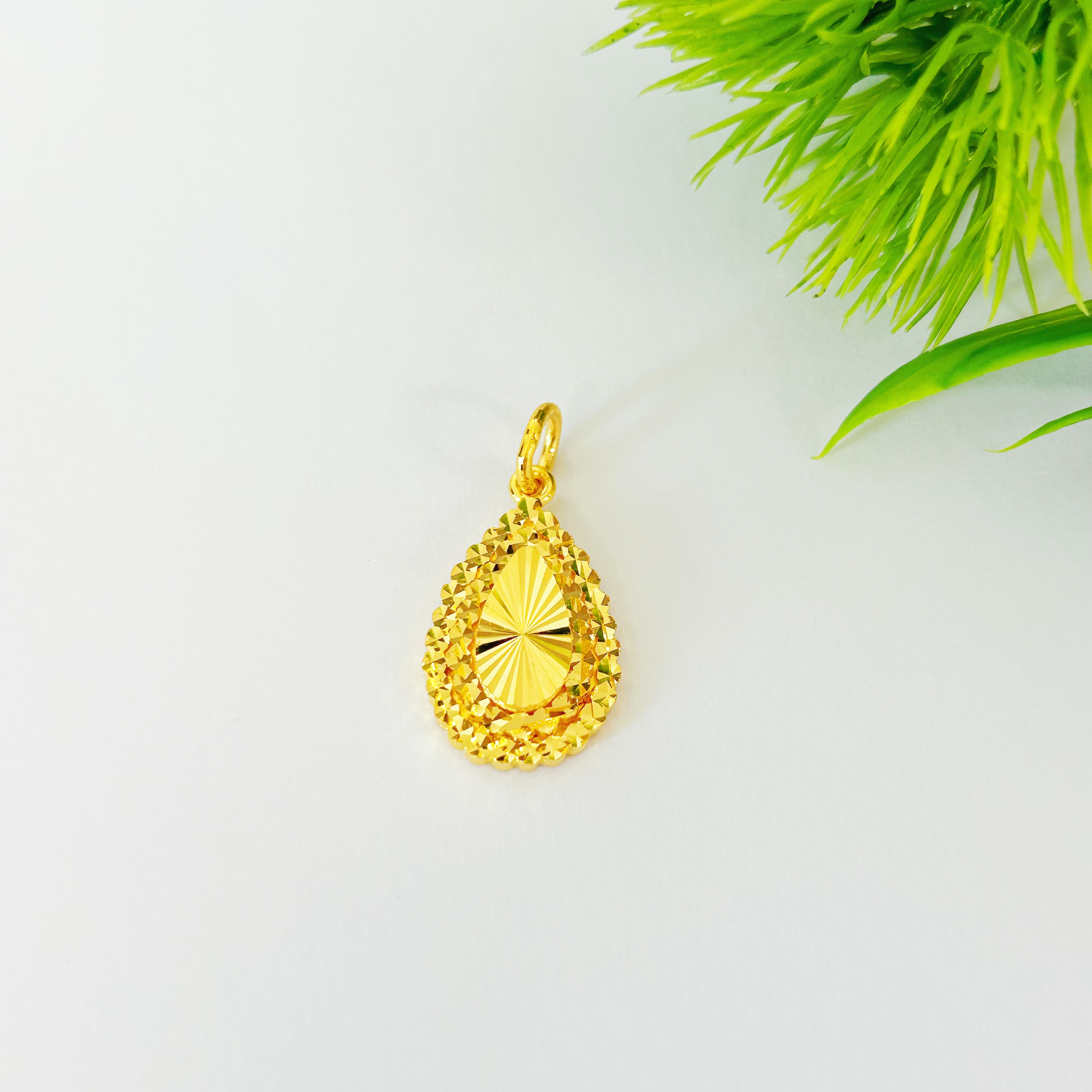 【富远黄金】足金仿钻水滴吊坠FYHD050613