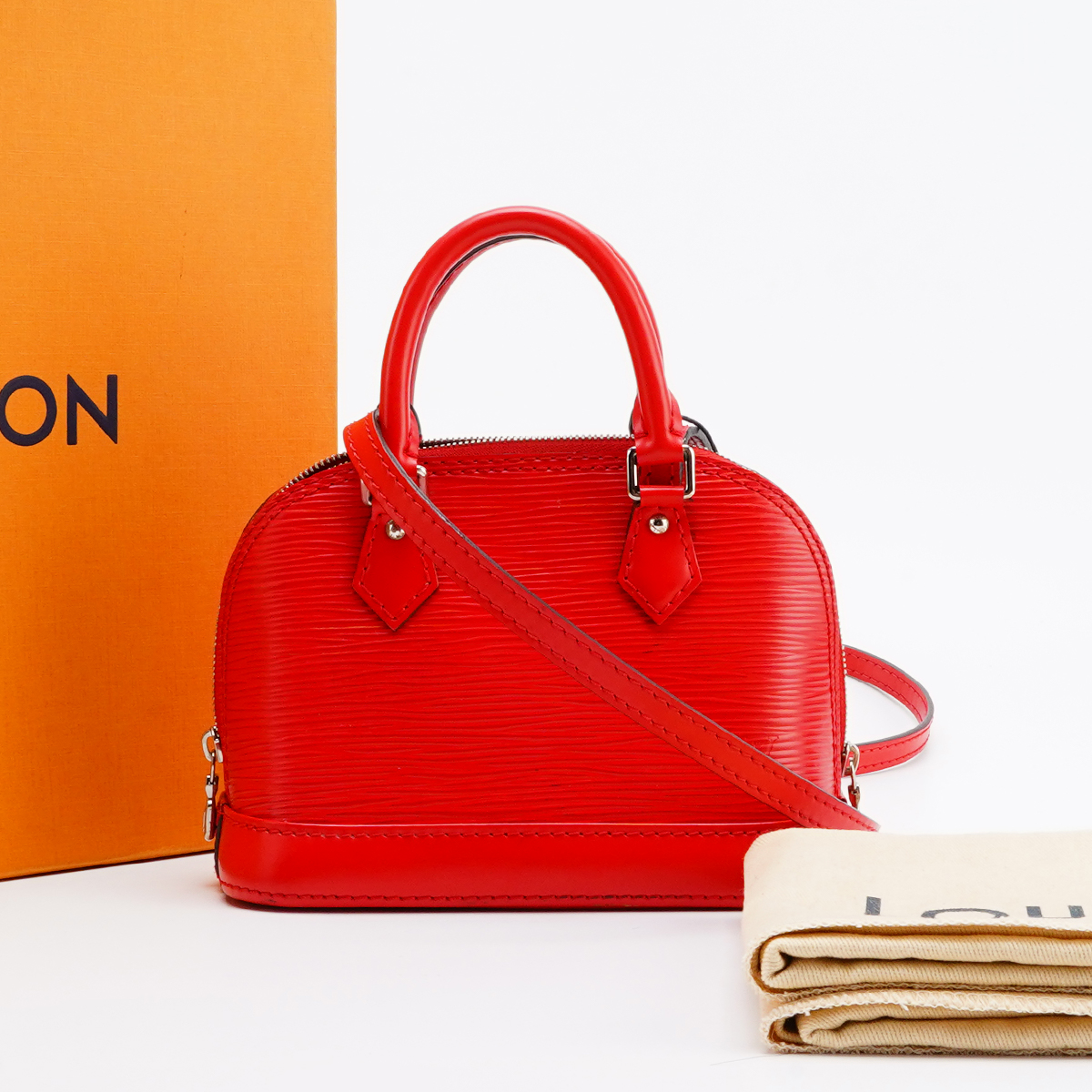 95新 LouisVuitton/路易威登 【静文】alma贝壳肩带款/BGK107380002