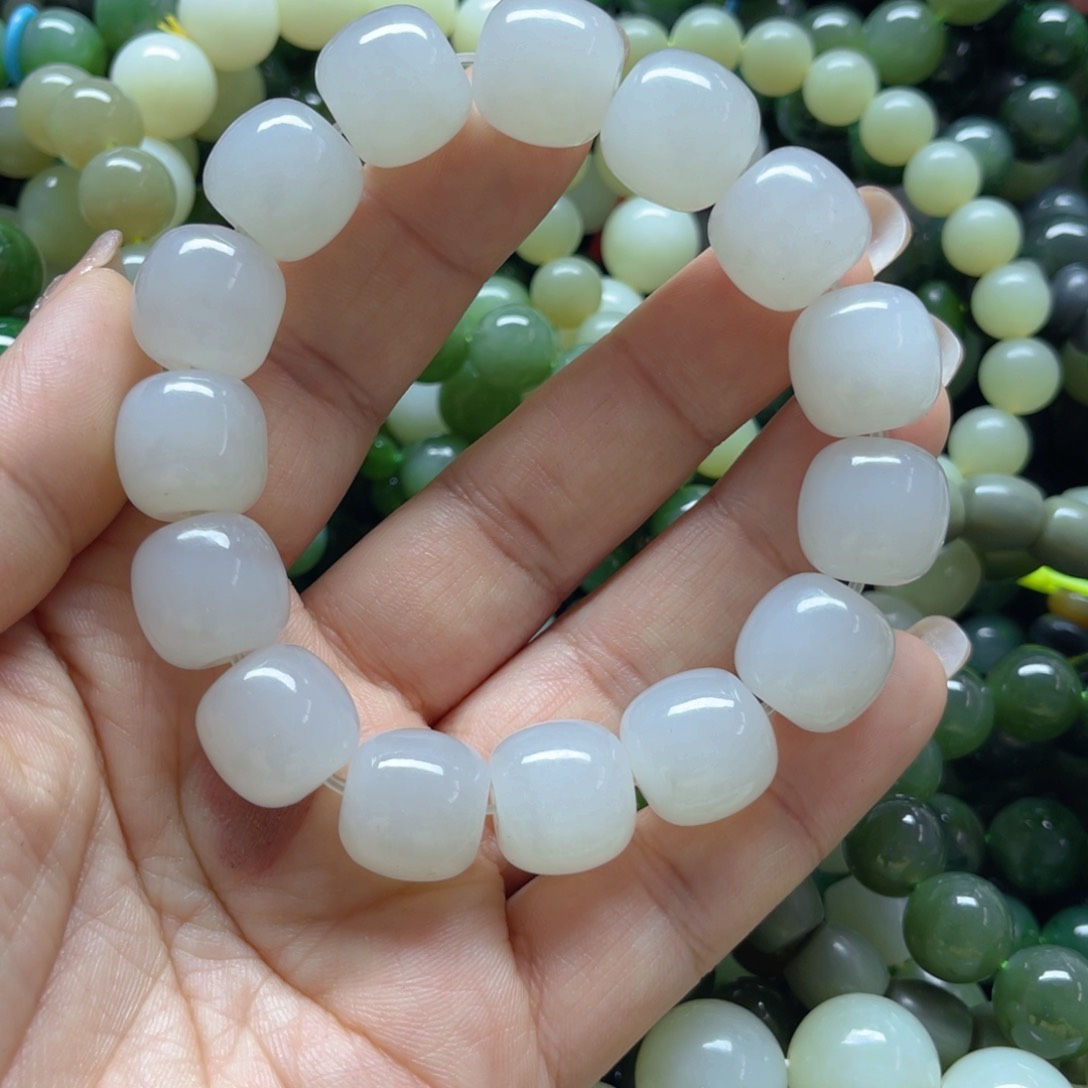 和田玉手链未镶嵌