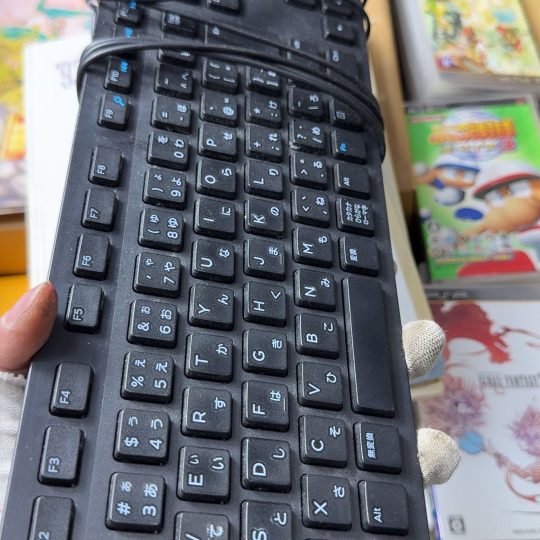 小*牙中古商品，瑕疵品，不保好坏。644
