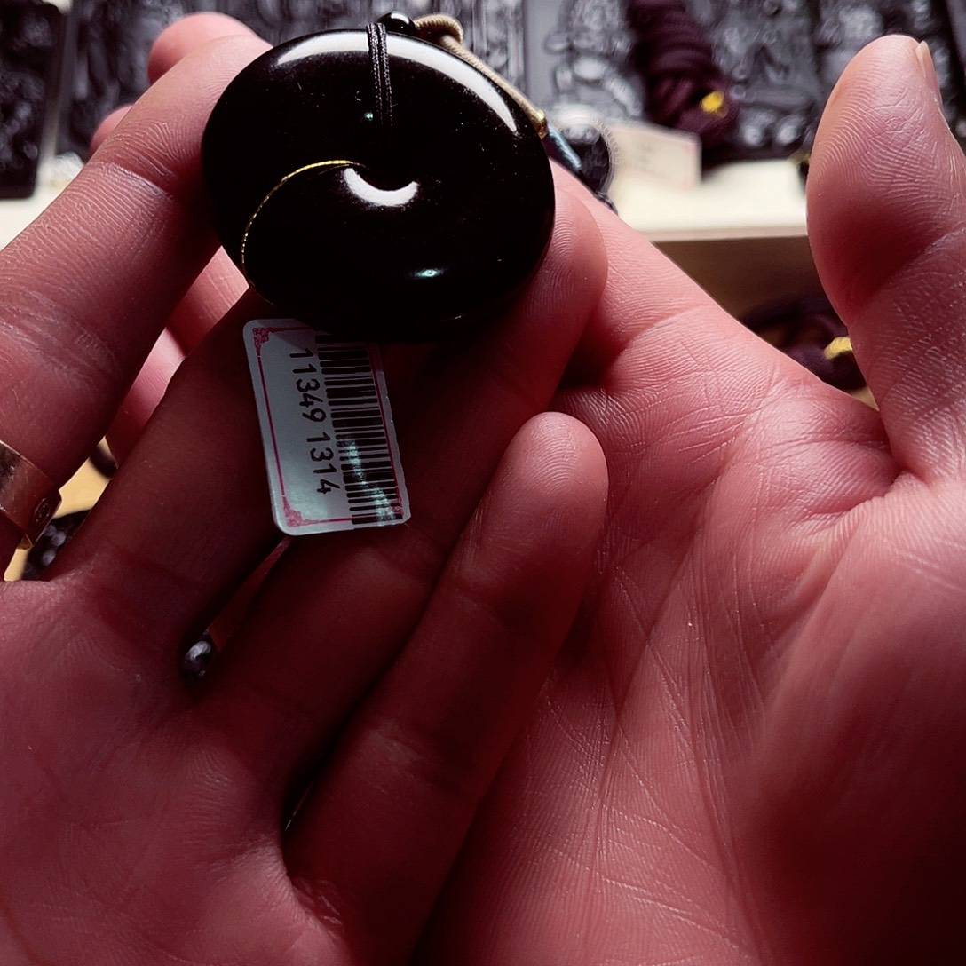 天然缅科a货 钢琴黑平安扣