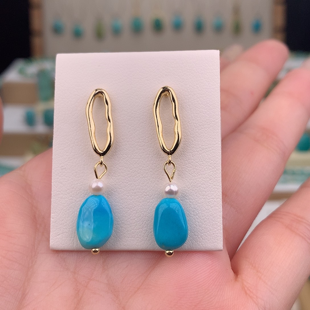 绿松石未镶嵌耳饰