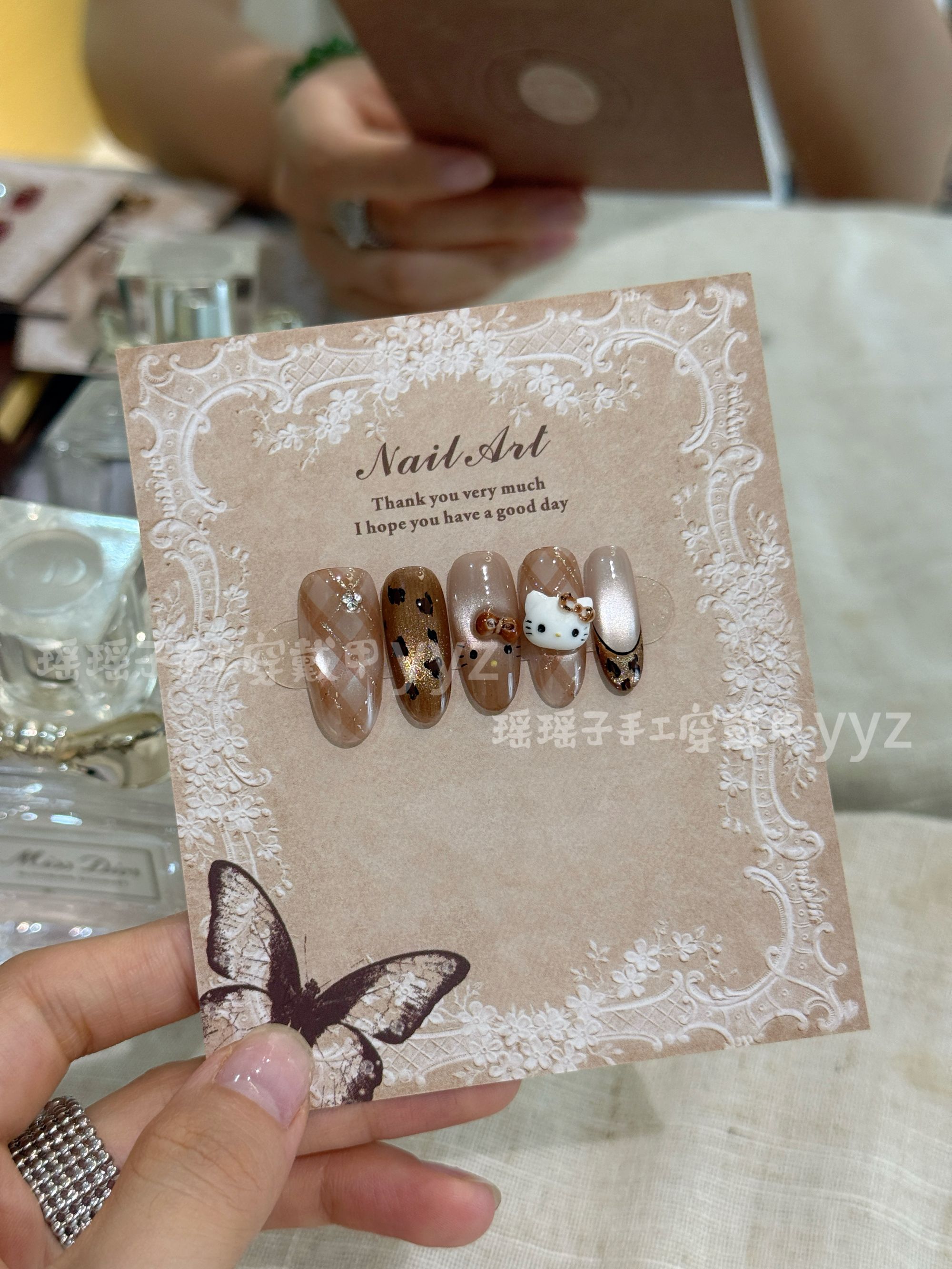 【033】YAOYAOZI手工穿戴甲棕色秋冬美甲豹纹kitty显白猫眼可拆卸