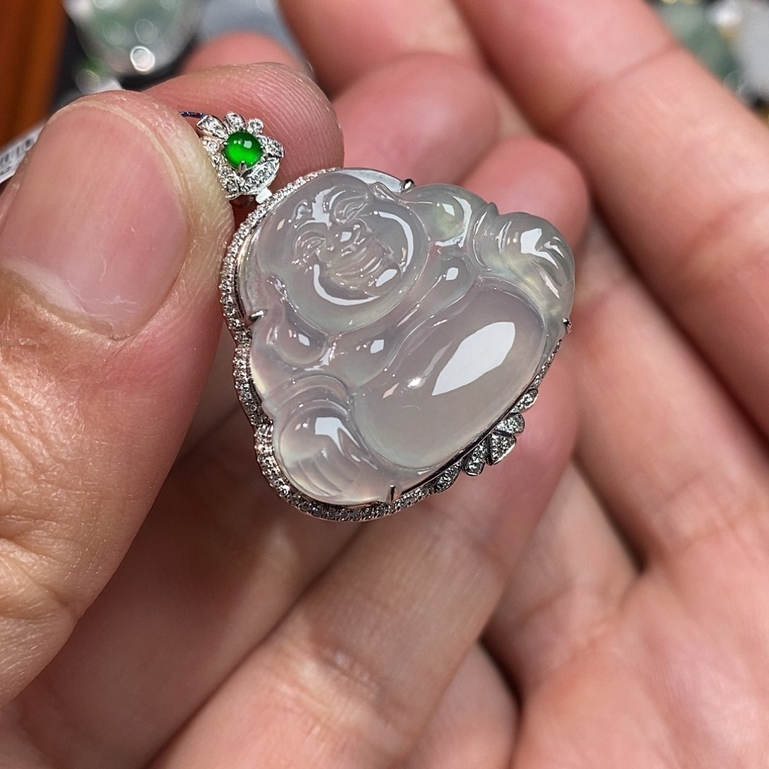 翡翠颈饰18K金镶嵌佛公