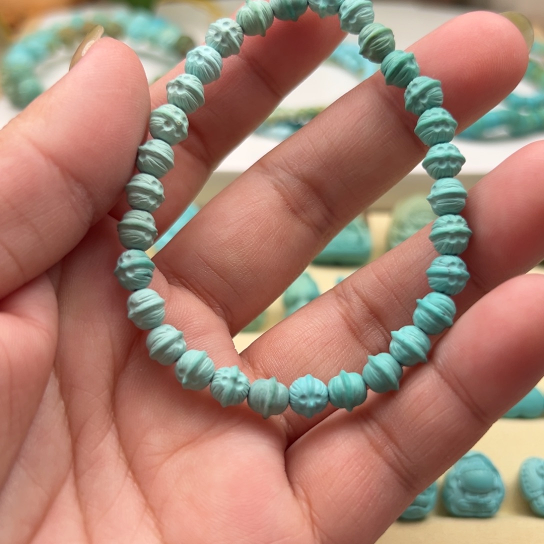绿松石雕刻件未镶嵌