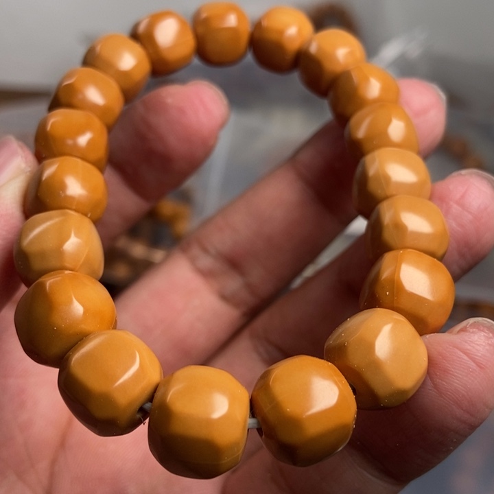 猴头核桃吊坠今天