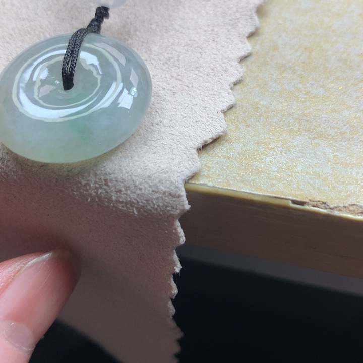 翡翠颈饰未镶嵌吊坠