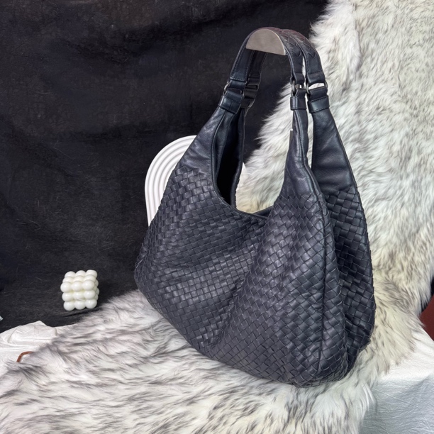 95新 BOTTEGA VENETA/葆蝶家 黑色编织托特单肩包