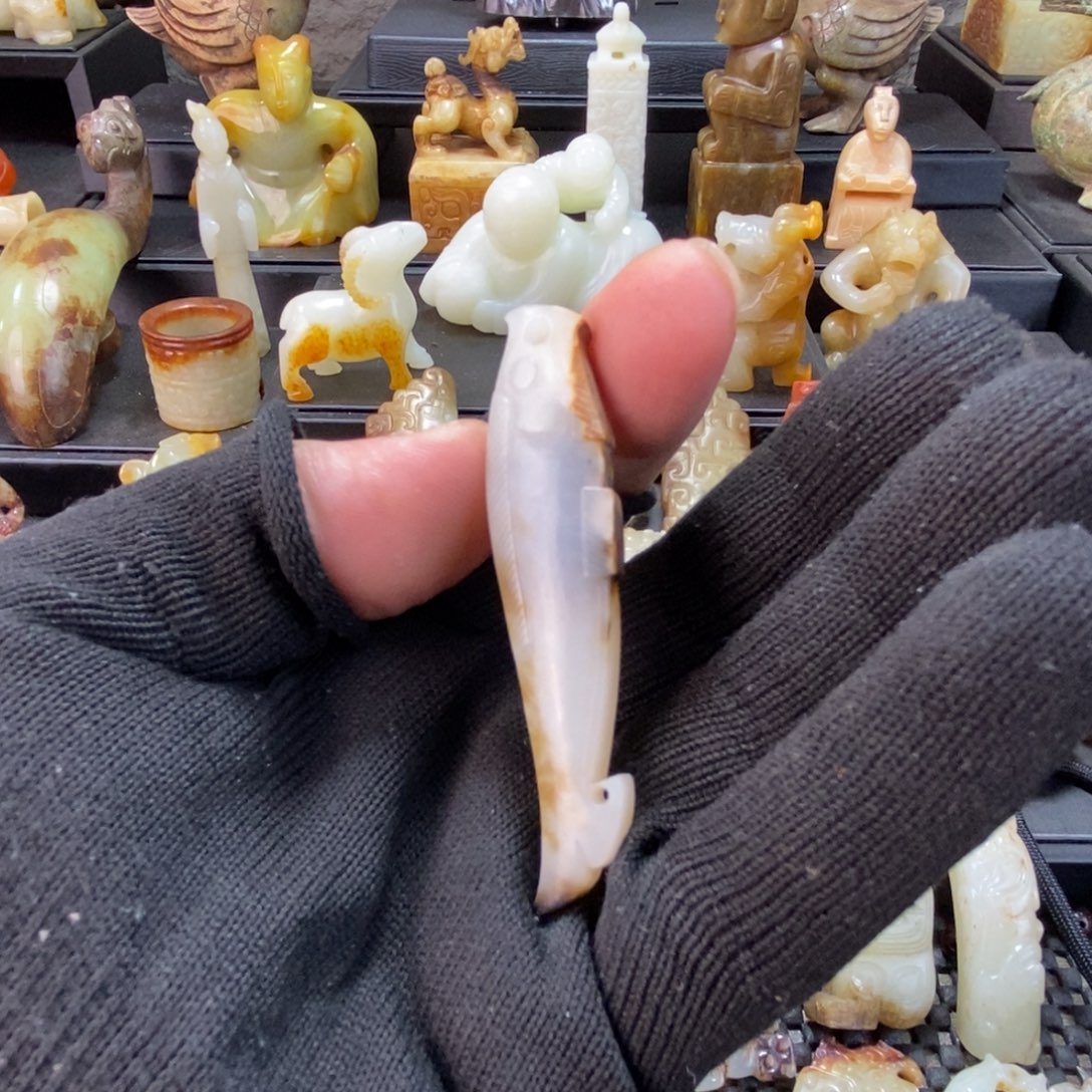 未镶嵌和田玉（糖玉）挂件