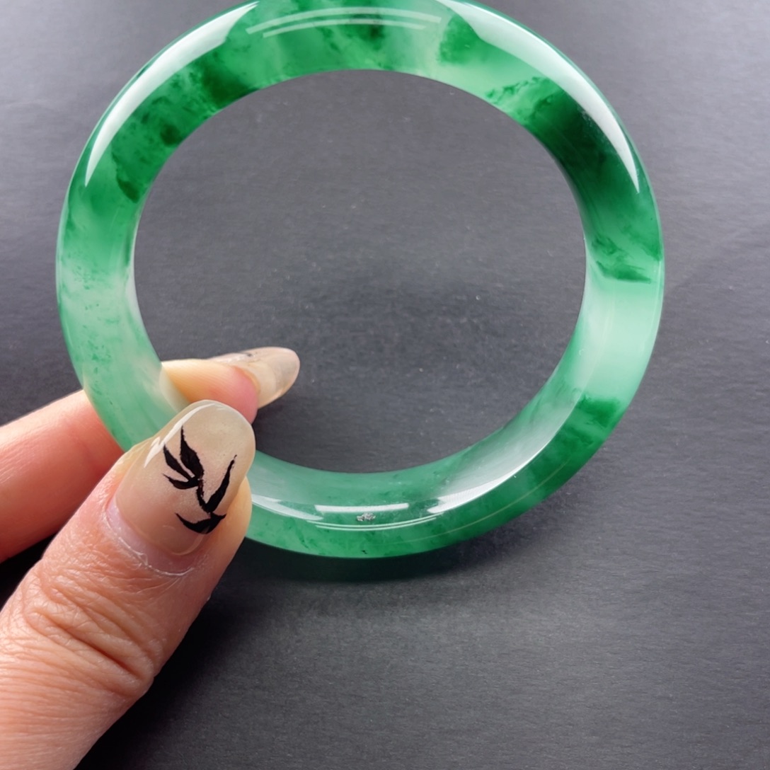 石英质玉手镯未镶嵌清****T