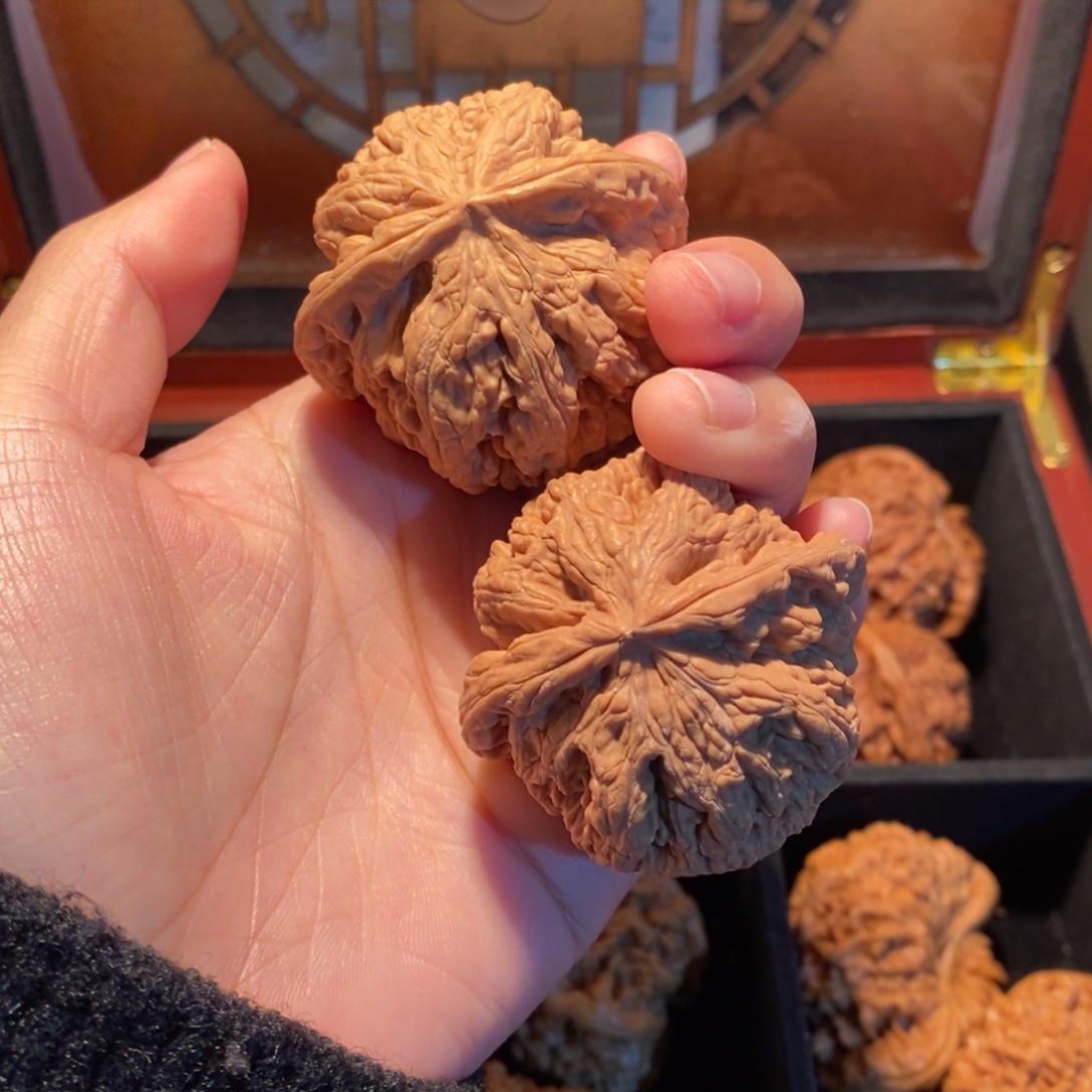 焱***文玩核桃吊坠0000000