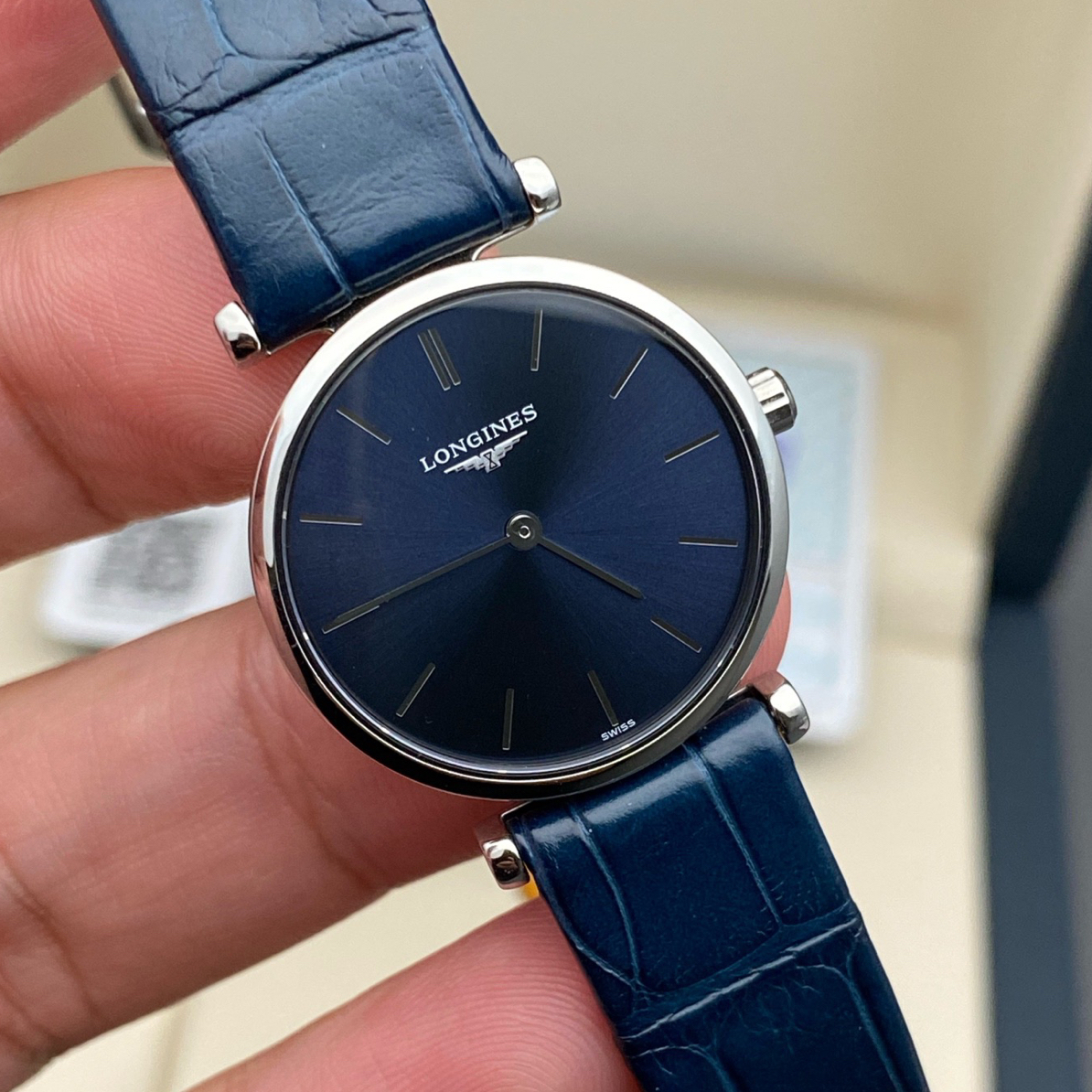 95新 Longines/浪琴 浪琴蓝色盘面石英机芯手表