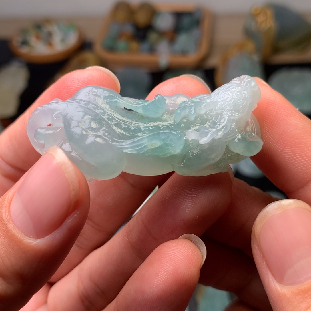 定制翡翠未镶嵌貔貅