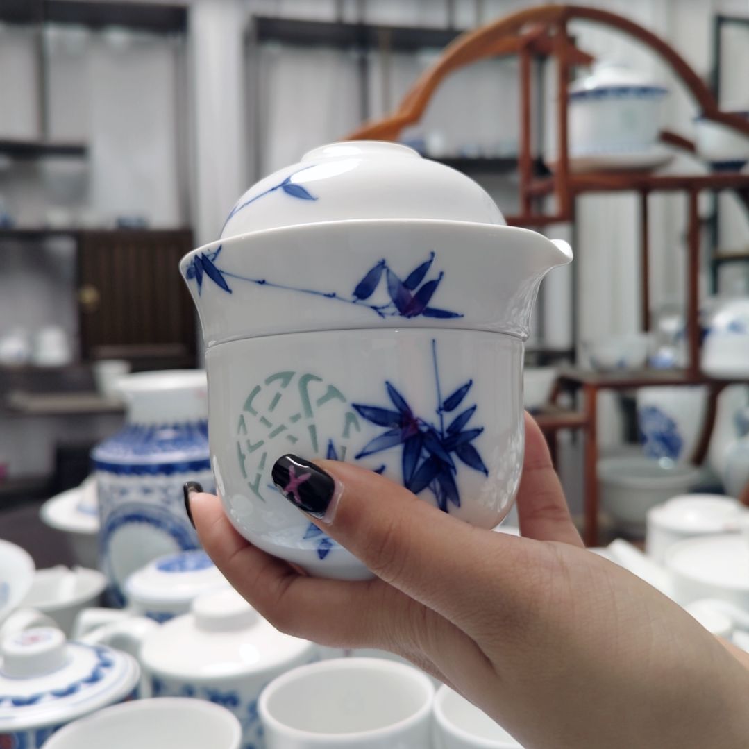 陶瓷手绘春酣旅行茶具一套