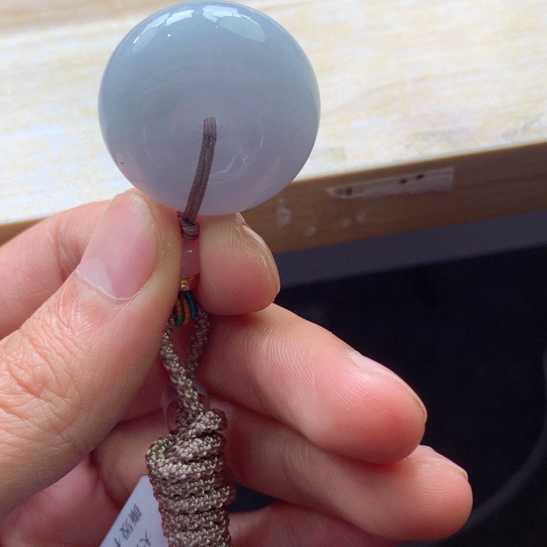 翡翠颈饰未镶嵌吊坠