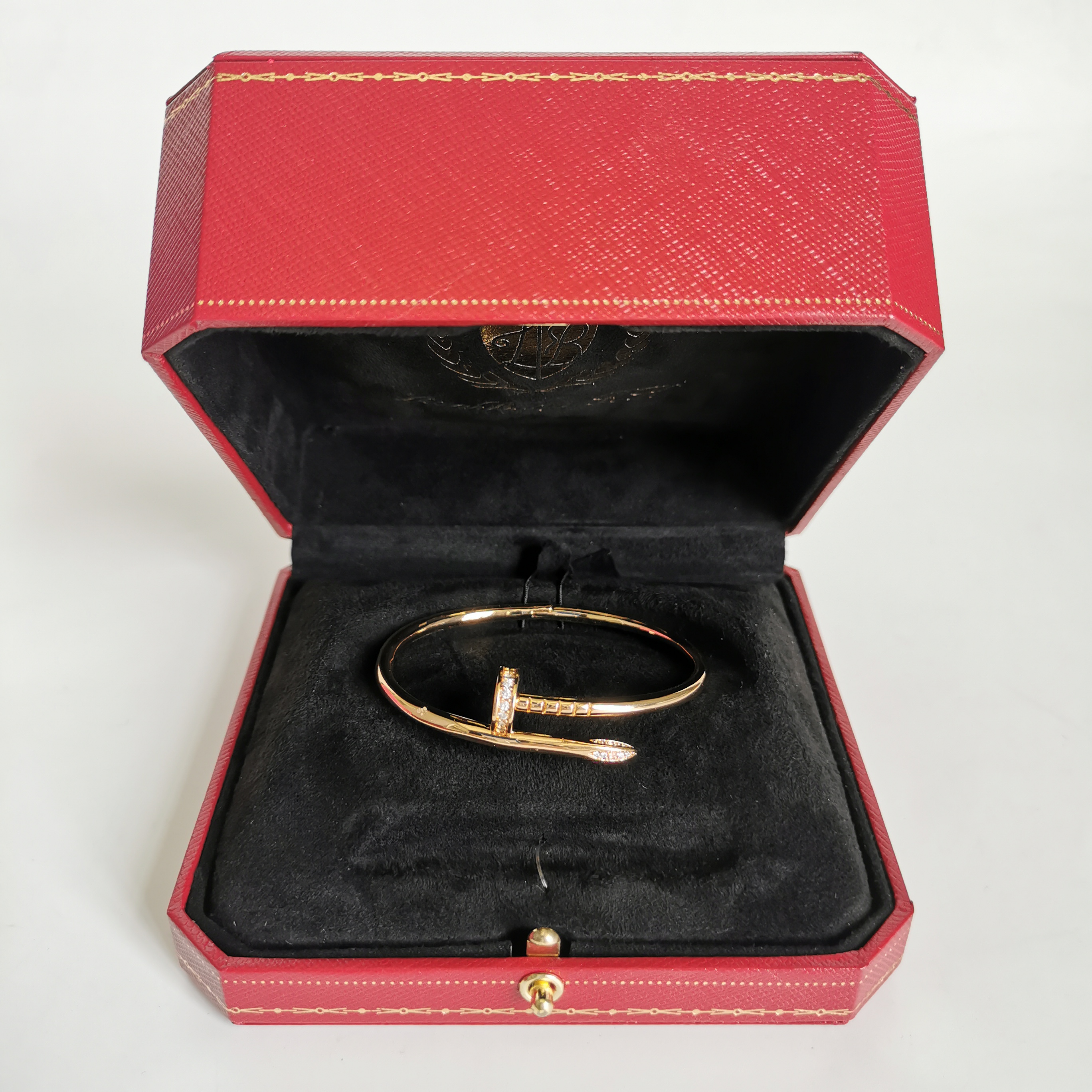 4018时尚优雅款手镯