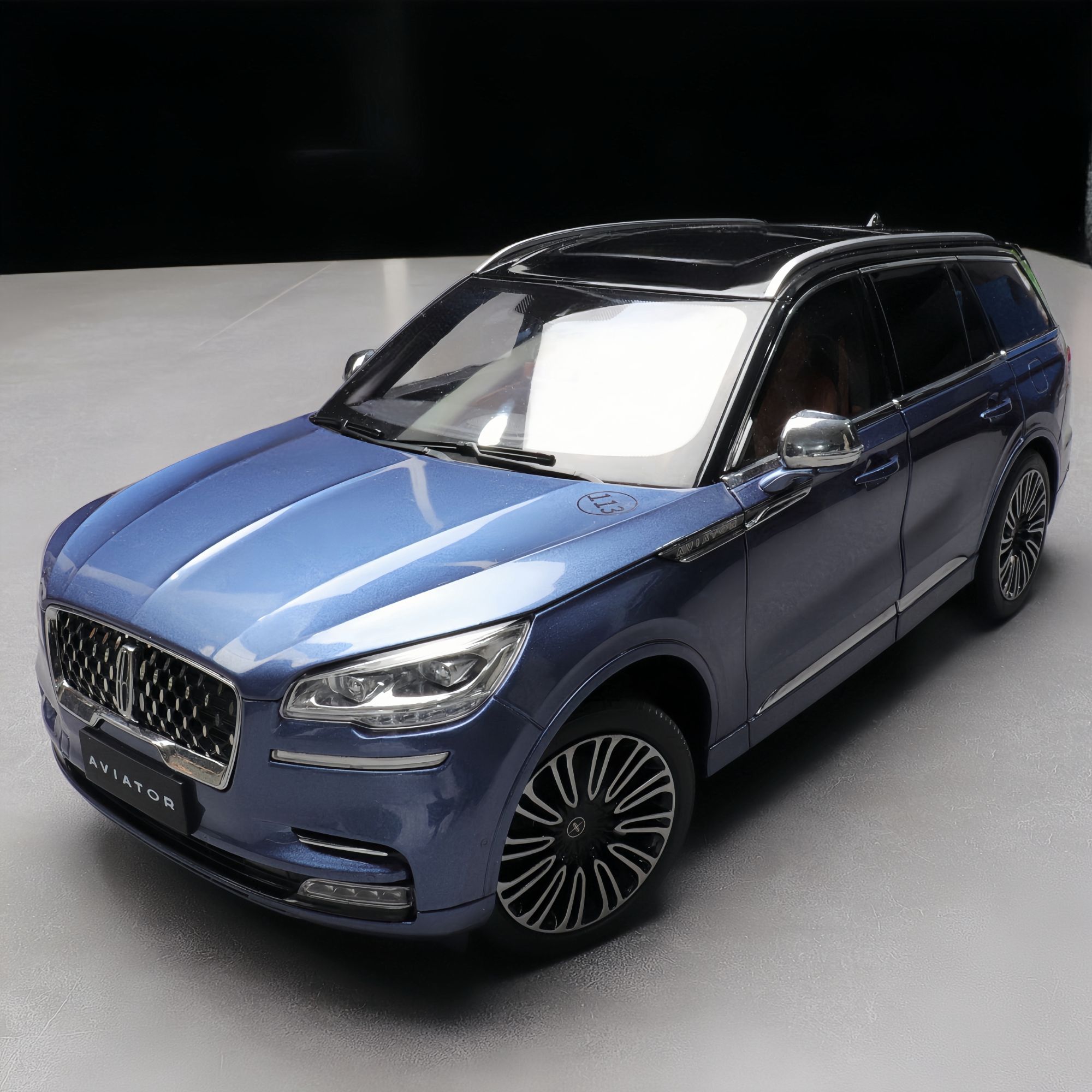 林肯飞行家合金1：18比例原厂静态汽车模型