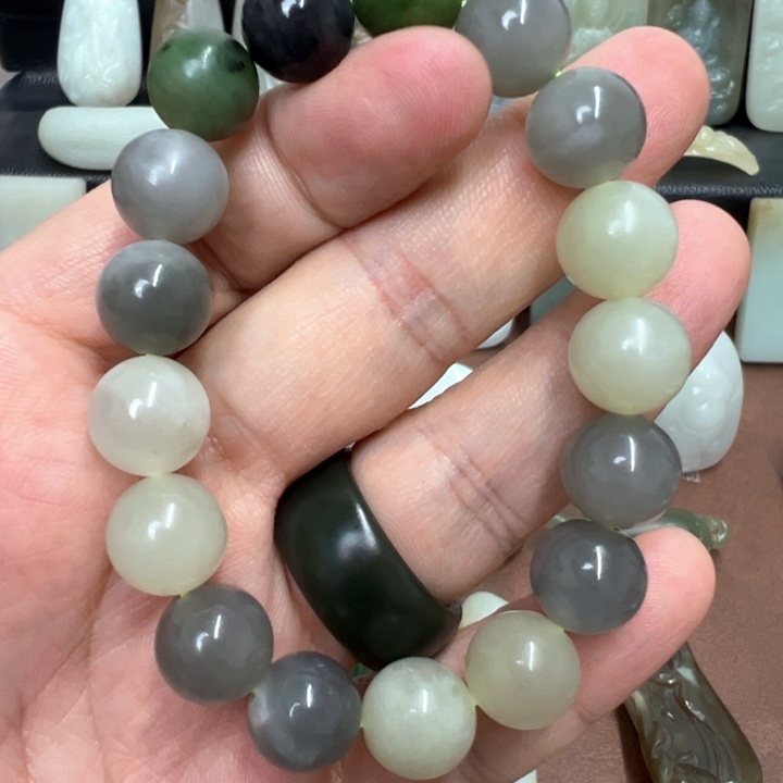 未镶嵌手链和田玉