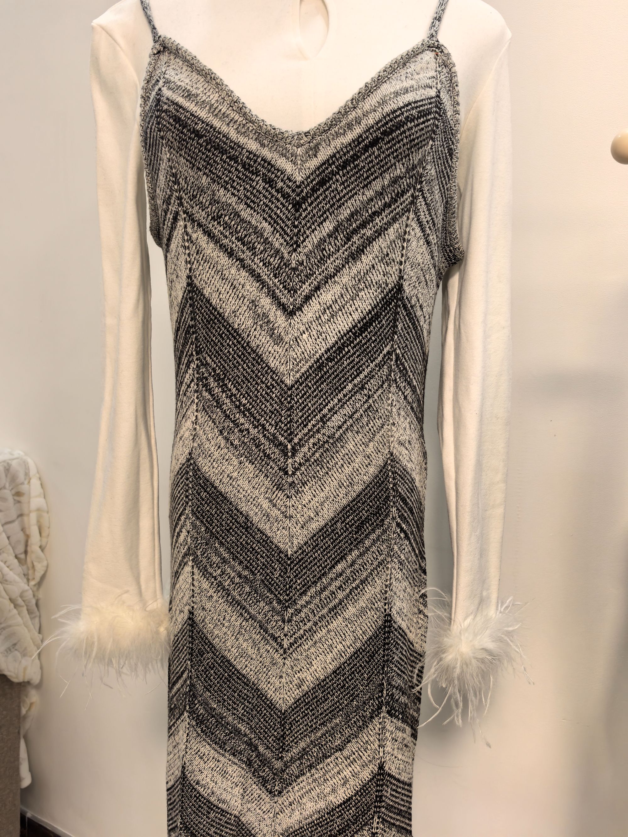 扣号 包装优雅轻奢女装无袖插肩袖长款气质