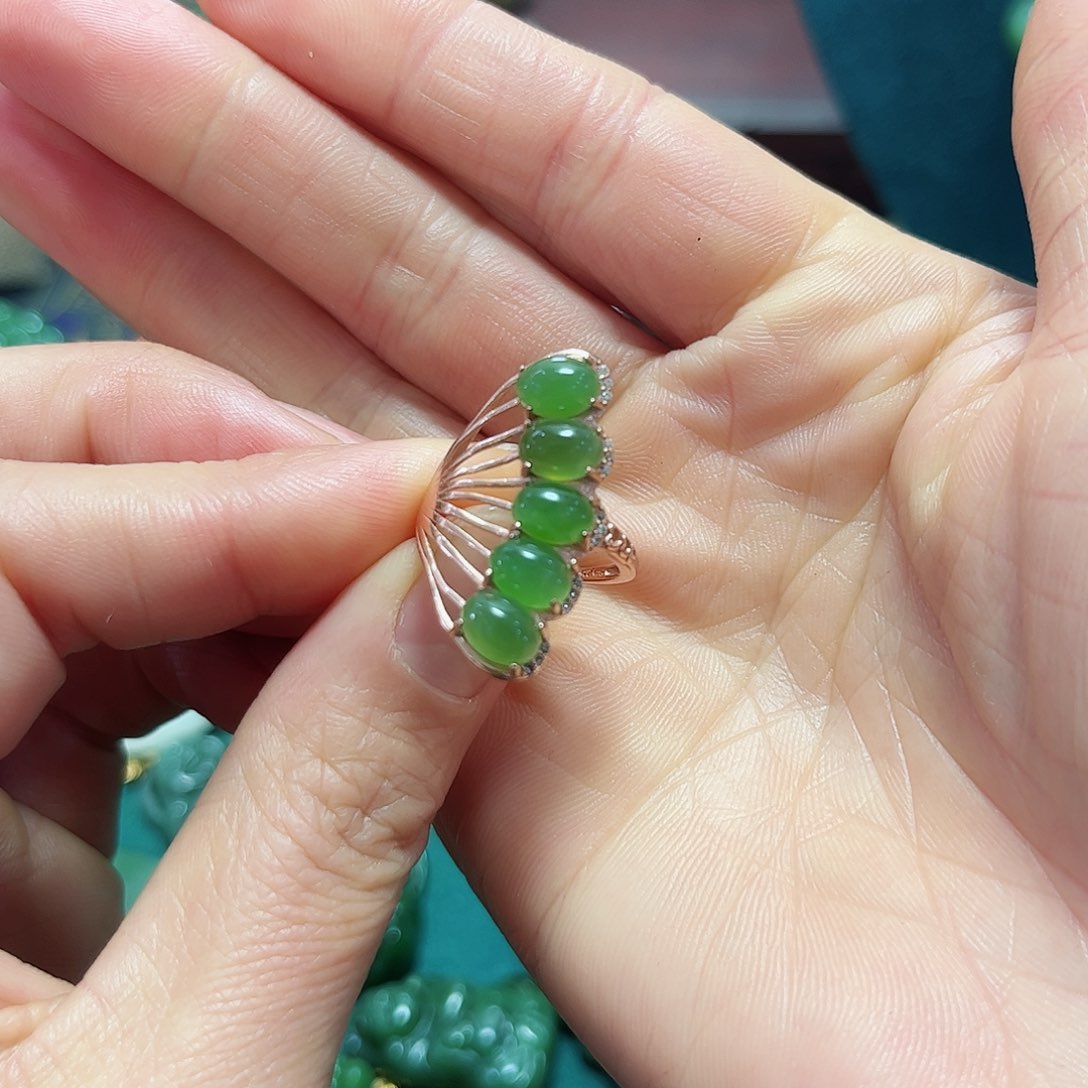 和田玉戒指银S925镀金镶嵌