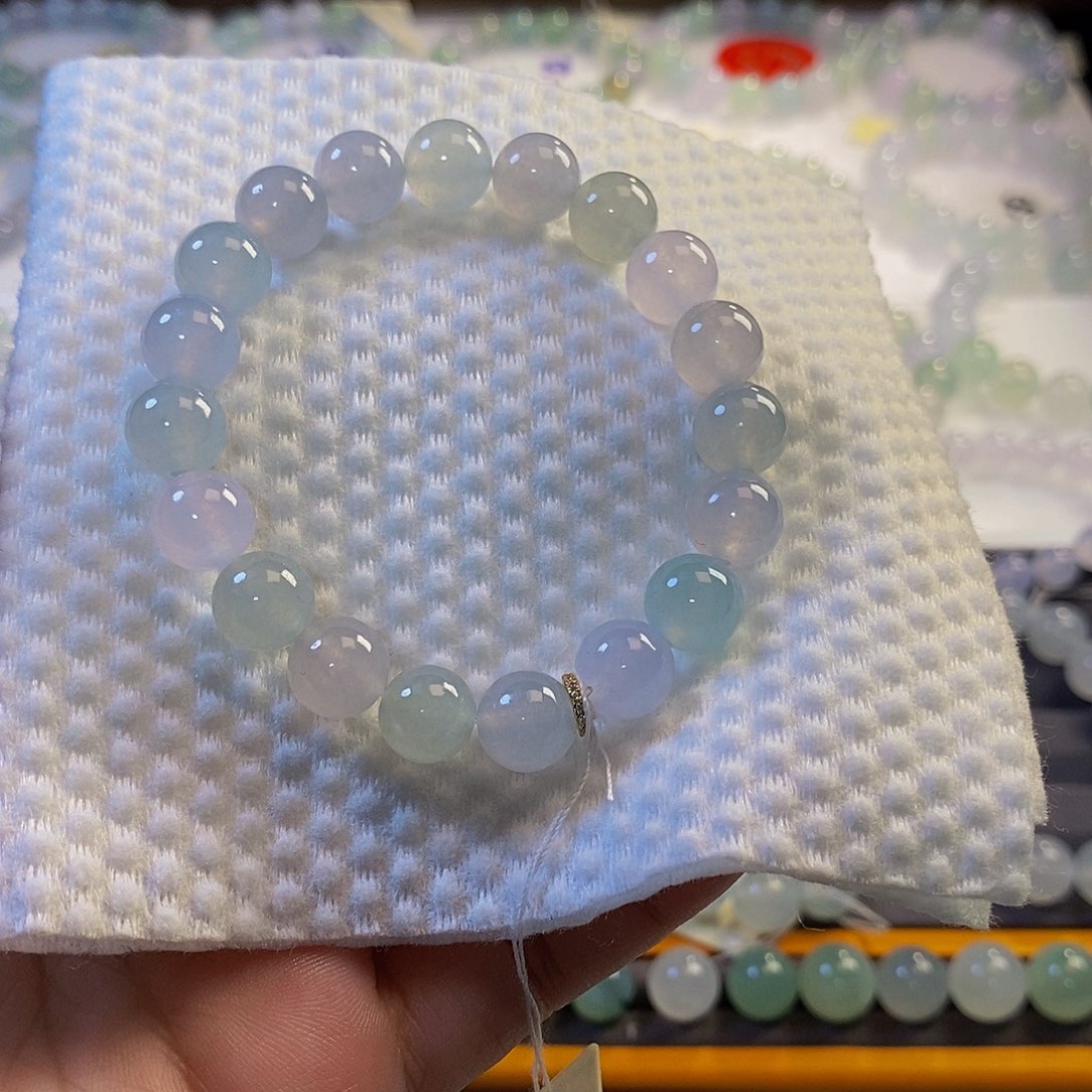 定制翡翠未镶嵌翡翠.