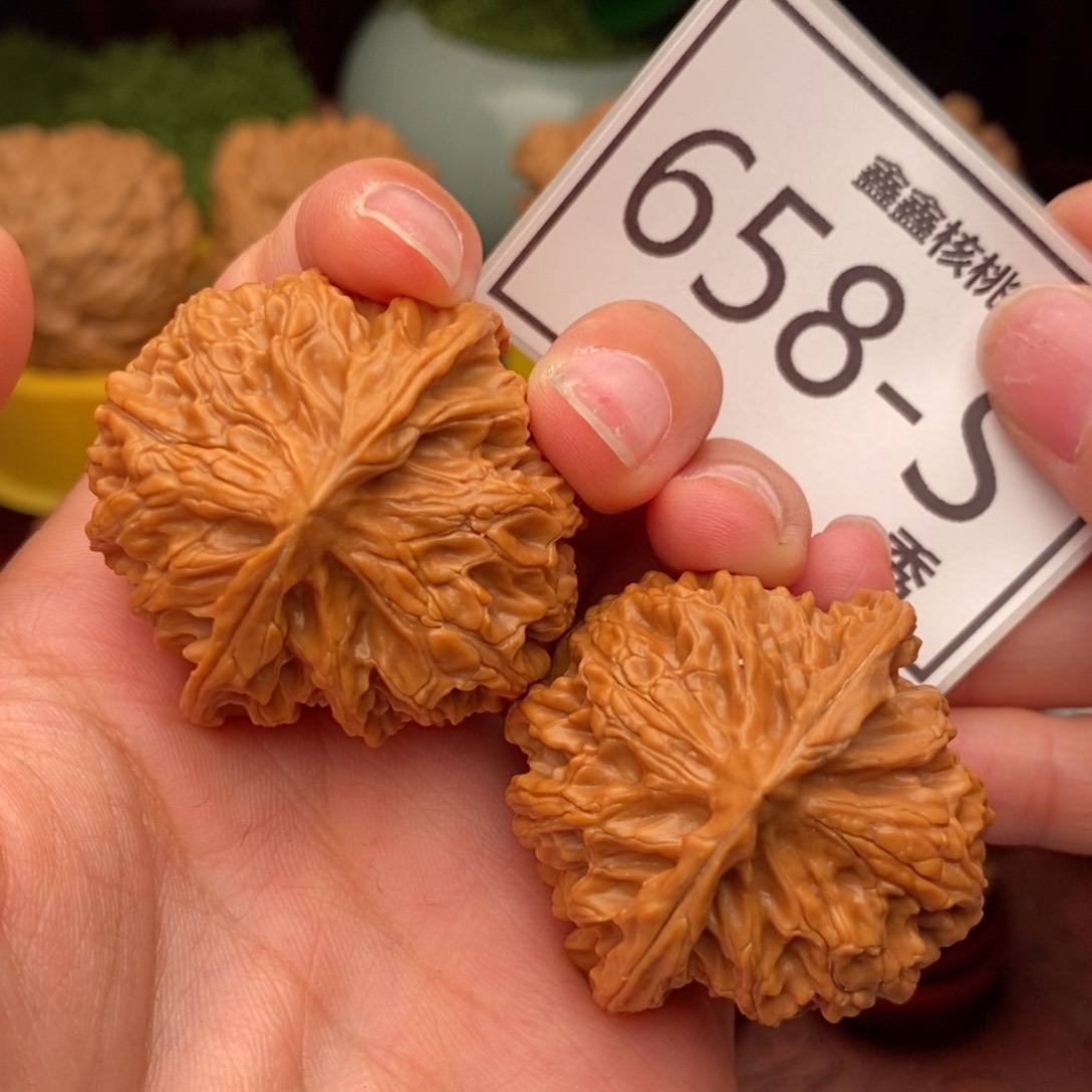 文玩核桃把件苹果园39