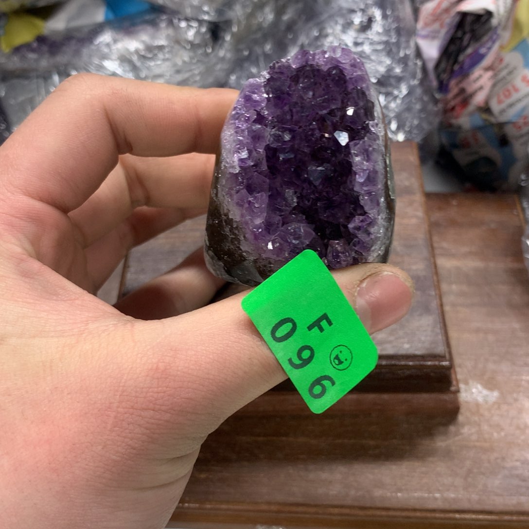 紫晶大型摆件（非配饰）未镶嵌