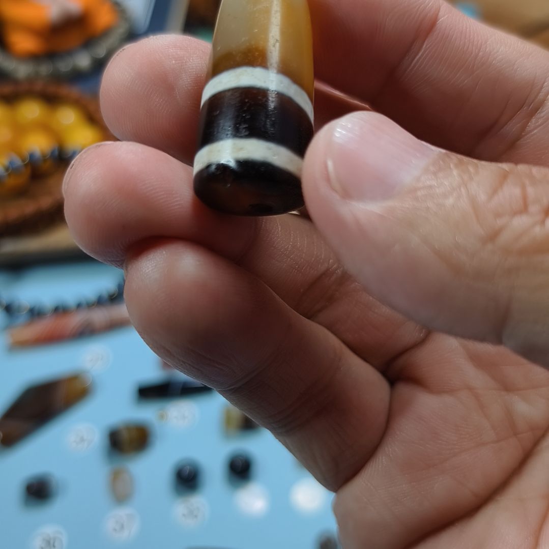 玛瑙/玉髓未镶嵌天然原矿玛瑙