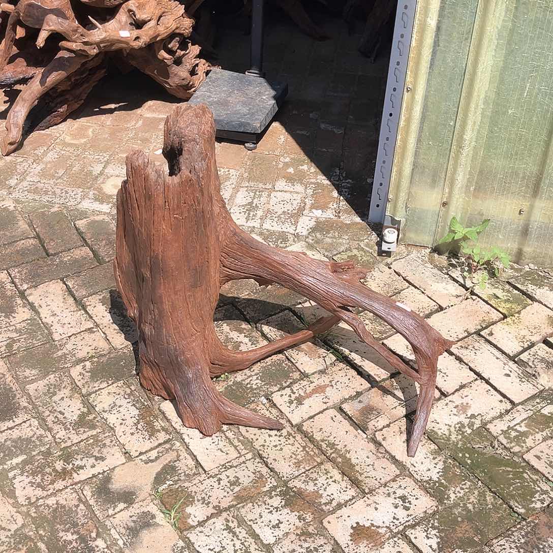 用***7一木成景，一体成型