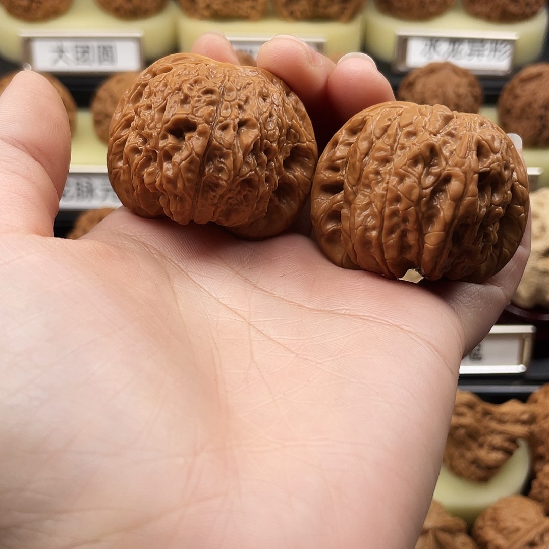 文玩核桃把件G***n血麒麟309