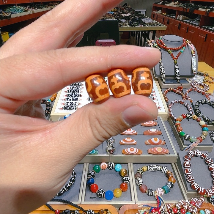 未镶嵌玛瑙/玉髓珠宝奇石