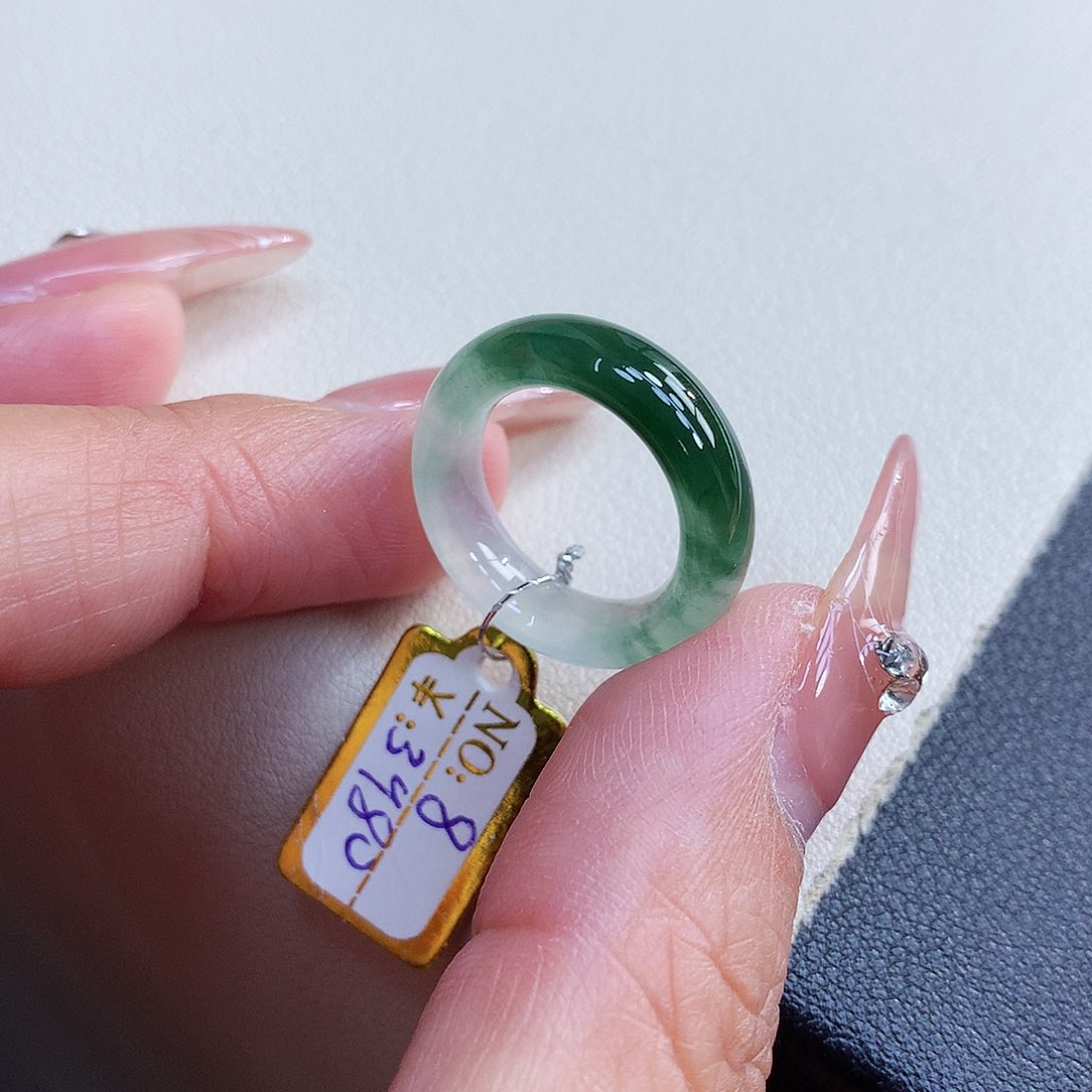 翡翠未镶嵌戒指8号