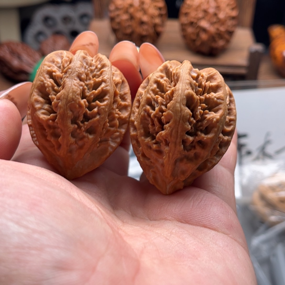 文玩核桃把件关东木子家楸大胖65